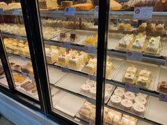 -凯司令(豫园地铁站店)