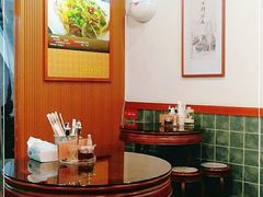 大堂-佳面馆·竹升云吞面·爽鱼皮·牛腩面(易发店)