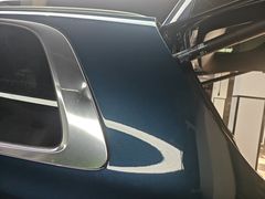 -鲨鱼皮汽车凹陷玻璃修复(静安店)