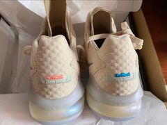 -NIKE品牌体验店(苏州中心店)