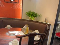 -小菜园新徽菜(镇江丹阳吾悦店)