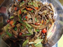 -临湖人家(欢乐大道店)