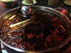 特色红油锅-川道拐耗儿鱼(置信路店)