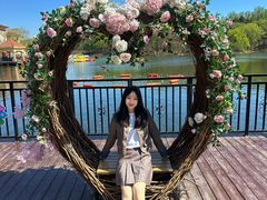 -王府井奥莱棋盘山小镇