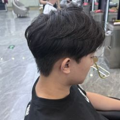 -藤野造型烫染·漂发