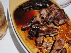 -八府香鸭·啫啫煲(华山路店)