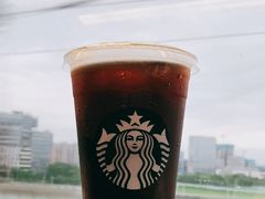 -星巴克(广州南站A18检票口楼上)