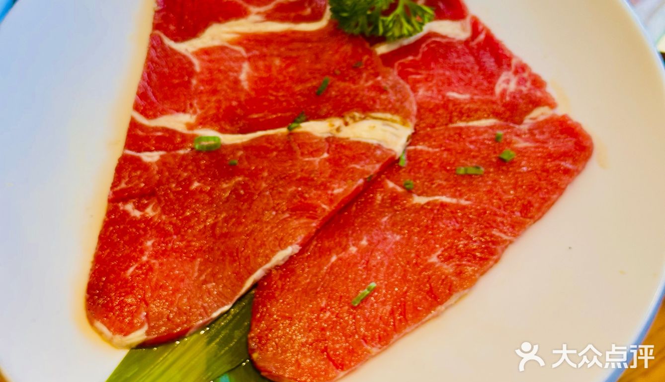 沈阳下高铁第一站！毫不犹豫去吃它🥩
