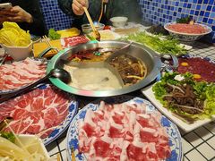 -山悦里 山野·鲜火锅(罗斯福广场店)