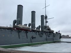 -阿芙乐尔号巡洋舰