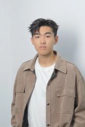-一家只做男发烫染的店