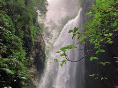 -龙水峡地缝景区