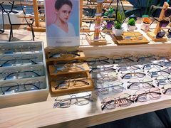 -Trend1881视光·蔡司视觉(领展广场店)