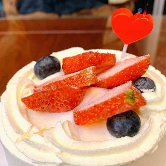 甜食记-"很棒,小县城里难得的好店「天使酥菠萝」."-大众点评移动版