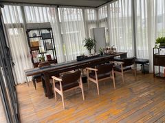 -华致酒行(沈砖公路店)