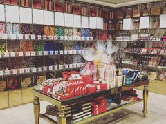 -VENCHI 闻绮(北京国贸商城店)