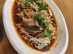 米线鲈鱼-山茶云南菜(中关村店)