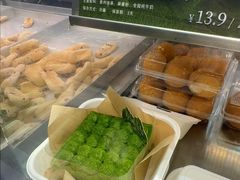 -读酥世家(松江新城地铁站店)