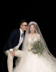 -纪梵希婚纱摄影(青岛店)