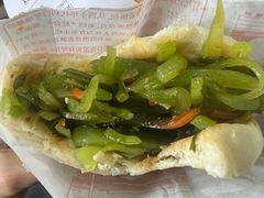 锅盔夹馍-洞子口张老二凉粉(文殊院店)