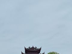 -巴陵广场