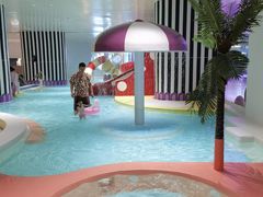 -涨巢·潮玩水疗局