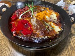 -周幺妹重庆老火锅(银泰城总店)