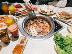 -佰烧海鲜烤肉火锅自助(世茂国际广场店)
