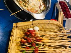 -马路边边麻辣烫联盟路店