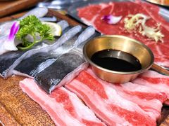 -何发发和牛烧肉·鳗鱼榴莲放题自助(乐峰广场店)