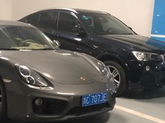 -龙湖虹桥天街-停车场