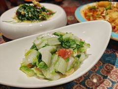 -乡村馕坑肉·烧烤·新疆菜·本地人更爱吃(阿勒泰首店)