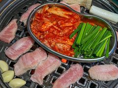 -唯成•韩国炭火烤肉 유성고기
