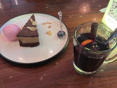 -Hooley's活利仕西餐厅(珠江新城店)