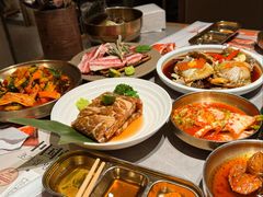 -草家酱蟹炭火烤肉店(珲春南路一店)