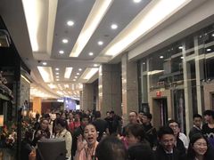 等位区-绿茶餐厅(昆明世纪金源店)