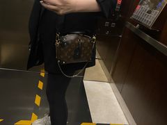 -LV路易威登(王府井半岛酒店)