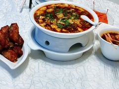 麻婆牛筋豆腐-亢龙太子酒轩·花园店