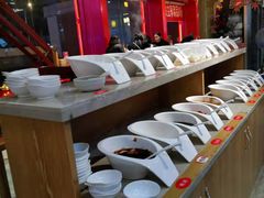 自助调料区-成都龍井門火锅(王家湾店)