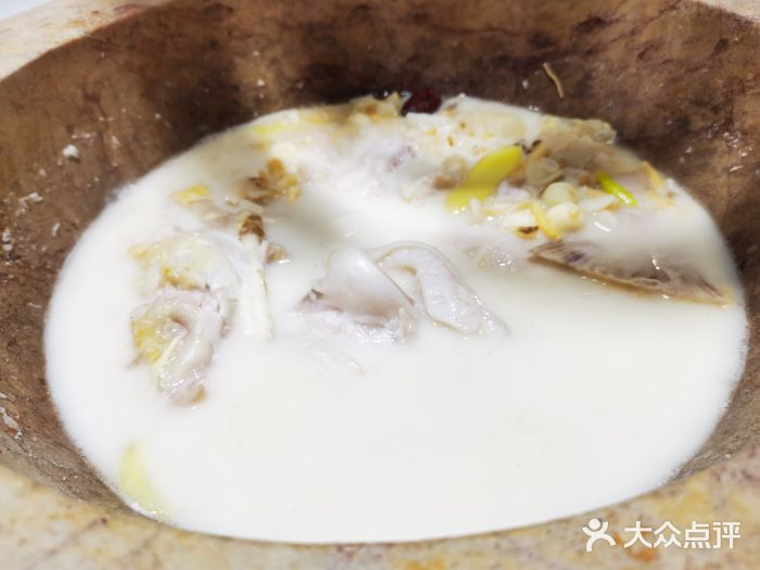 渔小生蒸汽石锅鱼(印象城店)招牌养生锅图片