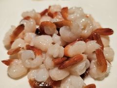 手剥河虾仁-蝶园·装修中(BFC外滩金融中心店)