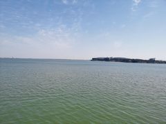 -上海滴水湖皇冠假日酒店