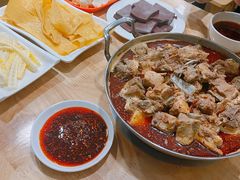 锅仔排骨-老殷锅仔