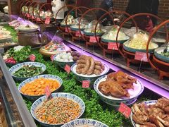 自助取餐区-张氏鱼庄