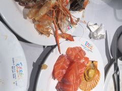 -领鲜活海鲜榴莲自助火锅(东门店)