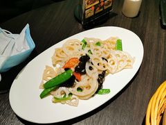 荷塘月色-鹊玥·粤菜小馆(汇智国际商业中心店)