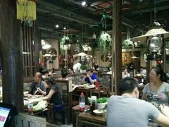 -唇辣号重庆老火锅(燕郊鑫乐汇店)