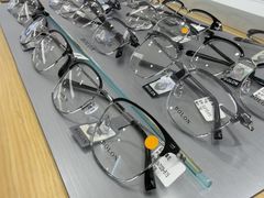 -Eziwish眼镜·蔡司授权店