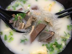 -鸭小妹鸭血粉丝(老门东店)