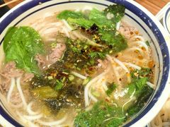 -云阿蛮云南生烫牛肉米线(奉贤路店)